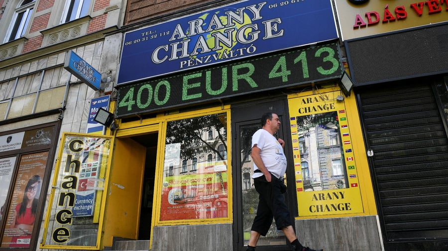 Wahl in Ungarn: Viktor Orbán ist abgewählt: Bekommt Ungarn jetzt den Euro?