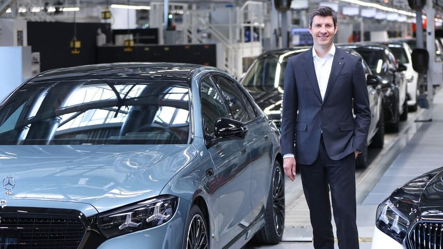 Interview: Mercedes-Vorstand lobt Ungarn: „Arbeitsstunden hier sind höher als in Deutschland“