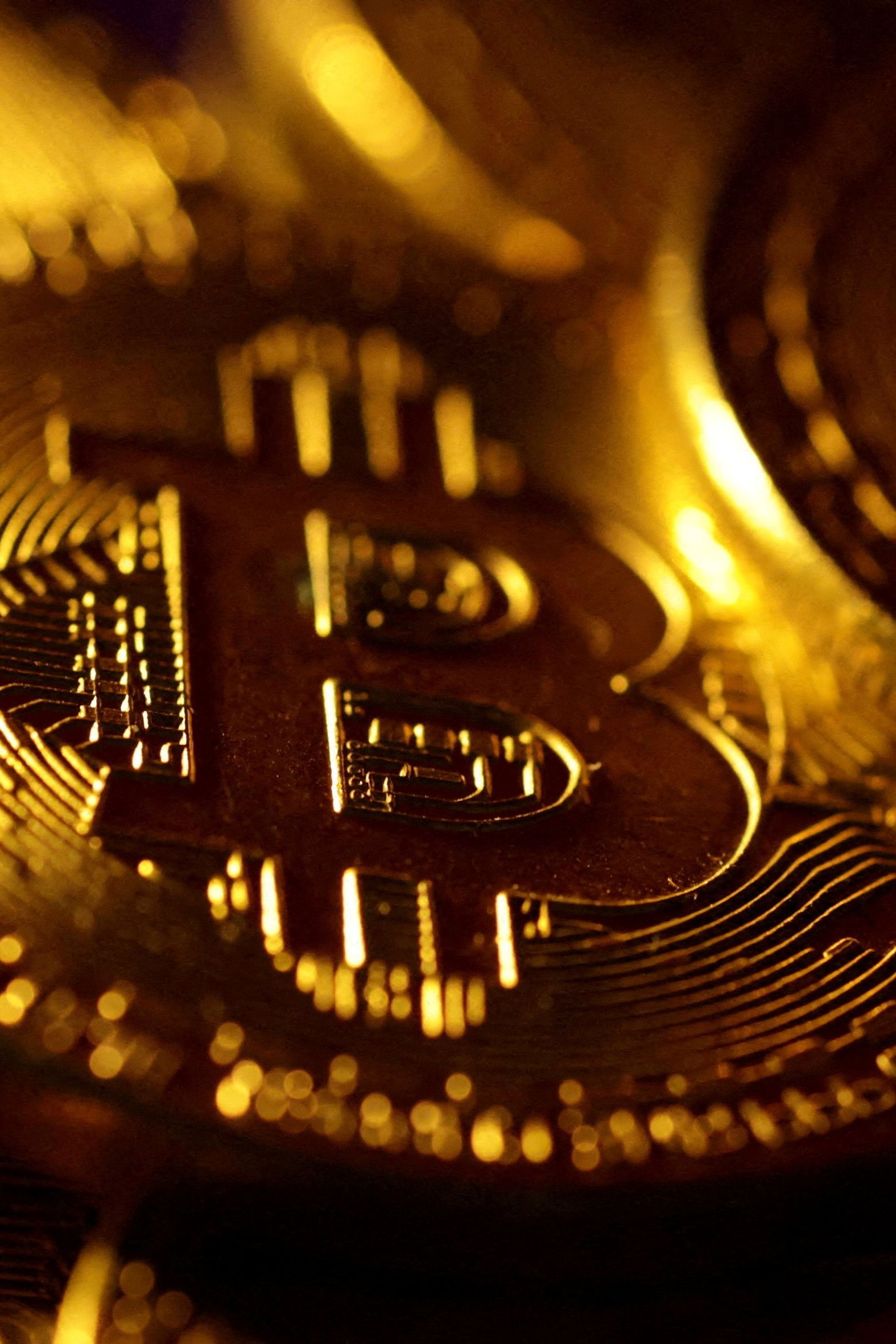 Bitcoin: „Halving-Fieber“ treibt Kurs über 57.000 Dollar