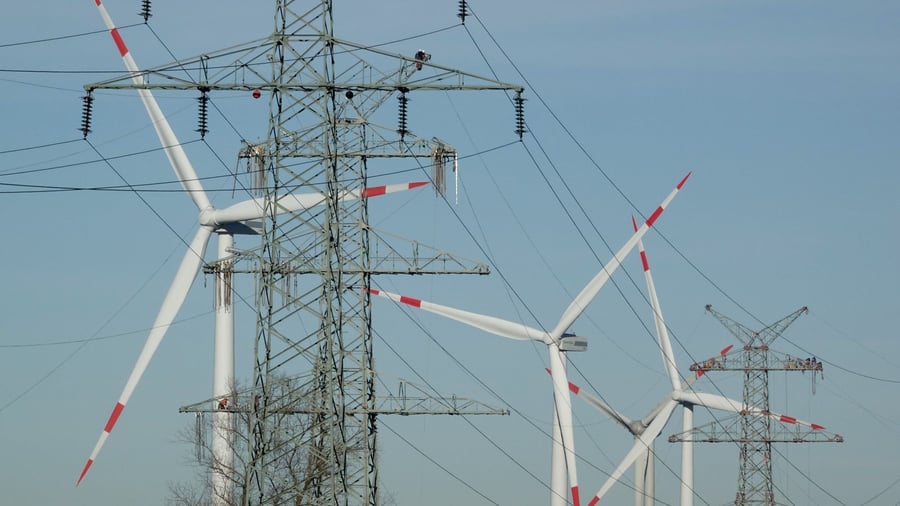 Fernleitungen: EU: Bund darf bei Stromnetzbetreiber Tennet einsteigen