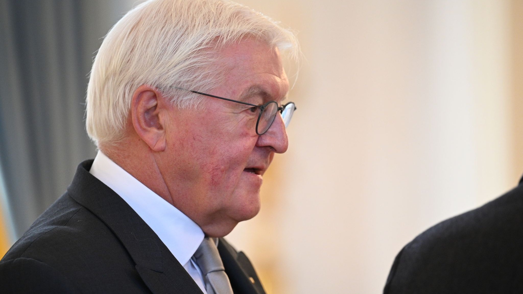 Military service reform: Steinmeier has doubts about the lottery system ...