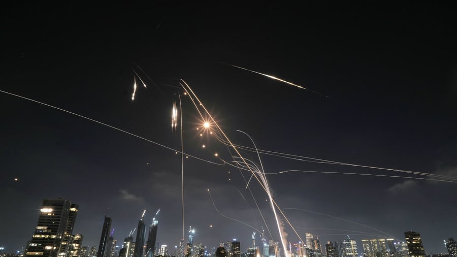 +++ Iran-Krieg +++: Staatlicher Rundfunk – Iran meldet zwei 