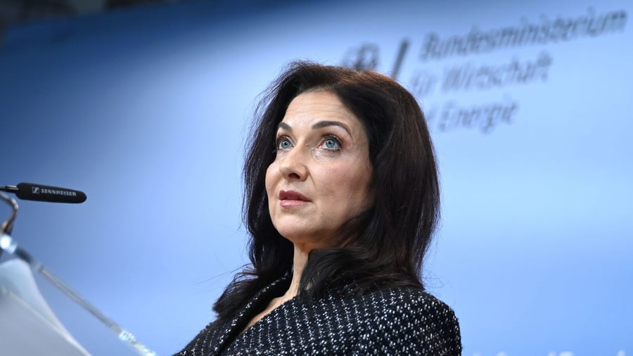 Bundesregierung: „Wir bedauern es sehr“ – Personalrat übt scharfe Kritik an Reiches Einstellungspraxis