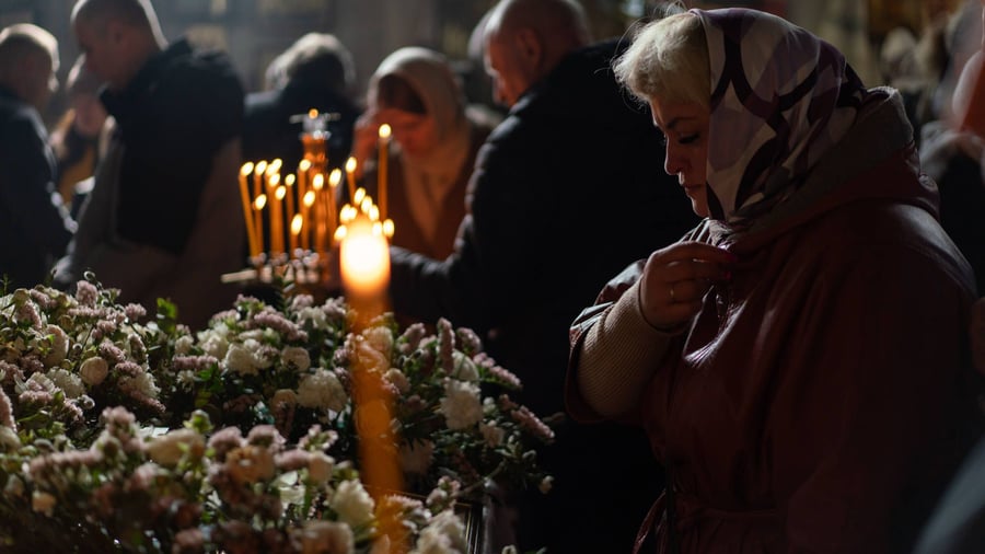Ukraine-Krieg: Ukraine und Russland melden Verstöße gegen die Waffenruhe über das orthodoxe Osterfest