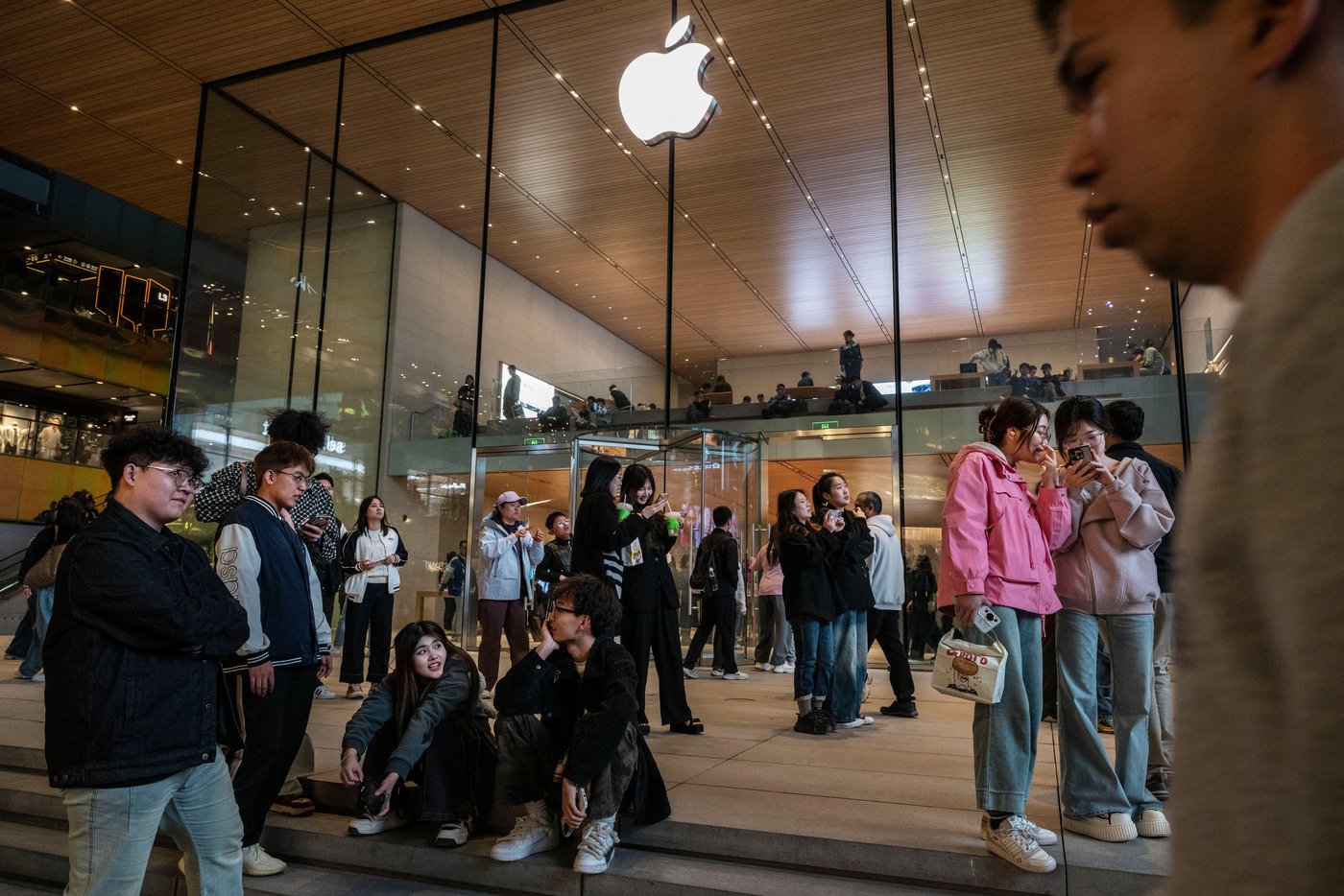 Handelskrieg: Nicht mehr wertvollster Konzern - Wie Trumps Zölle Apple ...