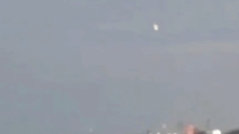 Iran-Krieg: Feuer in Raffinerie in Bahrain nach iranischem Raketenangriff