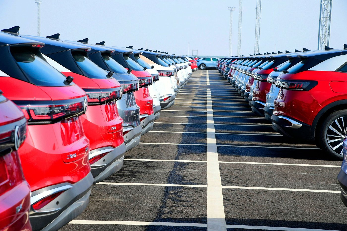 Поставка машин. Авто по параллельному импорту. Китайские автомобили параллельный импорт. Китайские автомобили параллельный импорт. Китайские автомобили параллельный импорт.