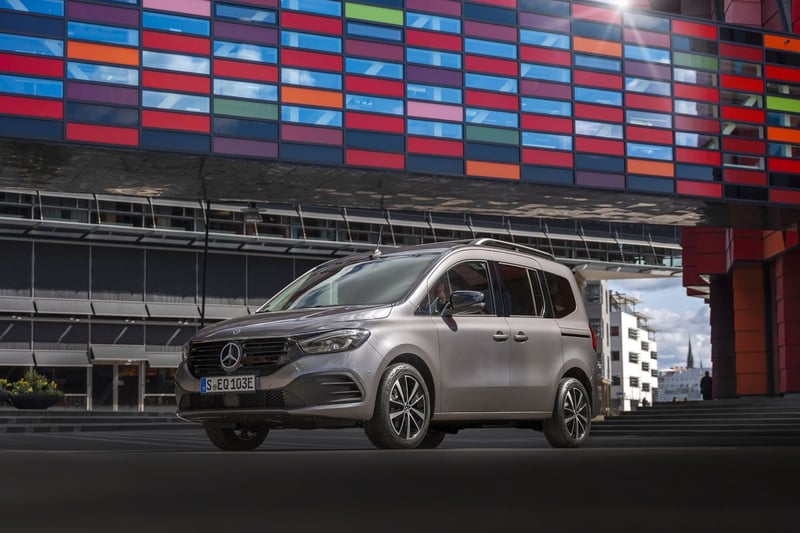 Mercedes EQT Das steckt im elektrischen Familienmobil