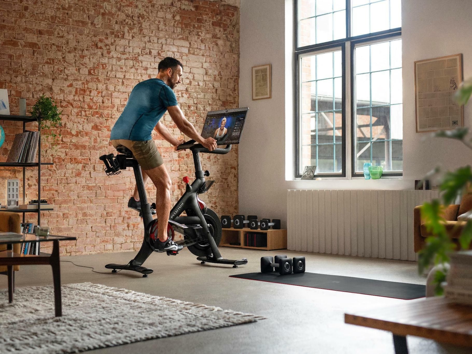 Peloton baut US Geschaft mit Ubernahme von Precor aus