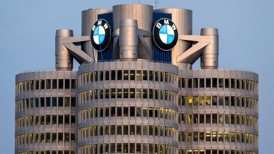 Major carmakers revive petrol models