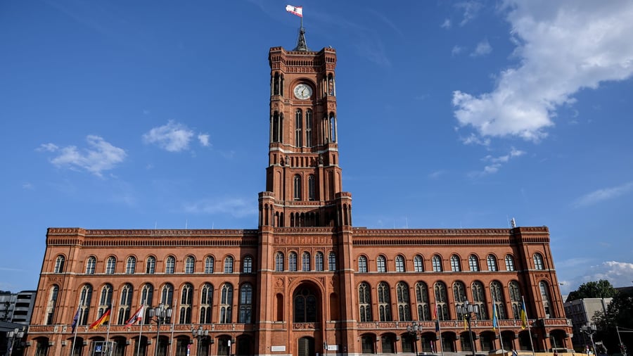 Sondierungen in Berlin: Verständigung in Berlin: Parteien sondieren weiter
