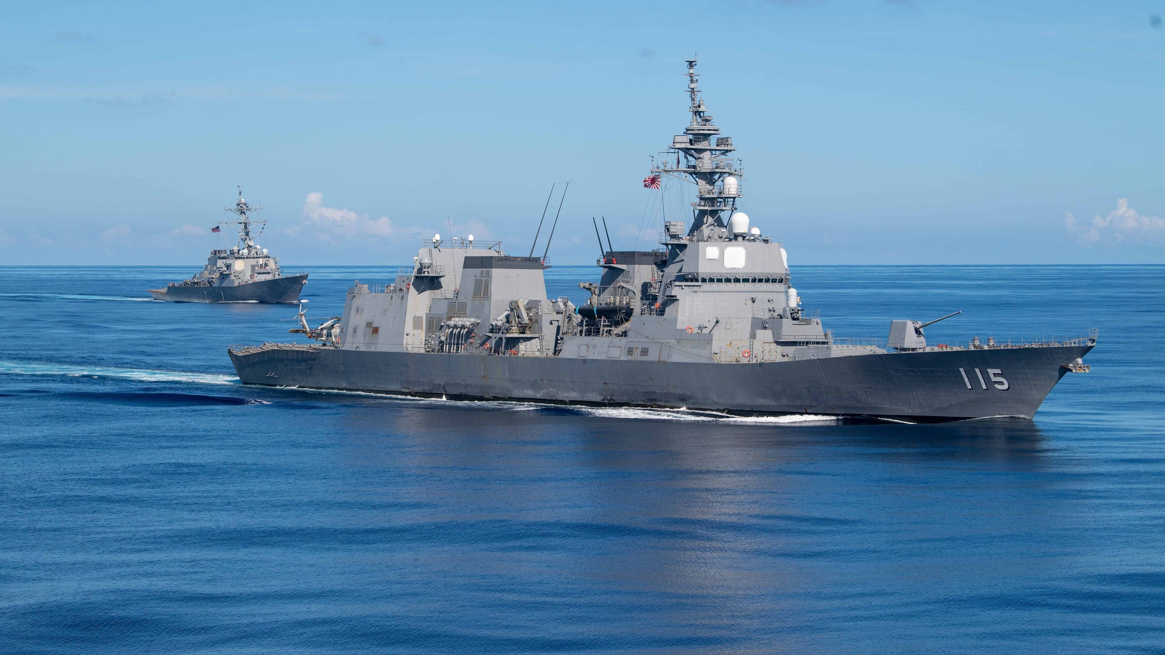 Iran war: US naval ships report crossing the Strait of Hormuz