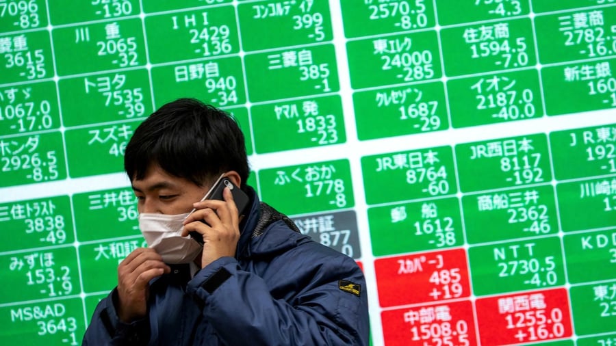 Nikkei und Topix: Hoffnung auf Ende des US-Shutdowns – Softbank verliert