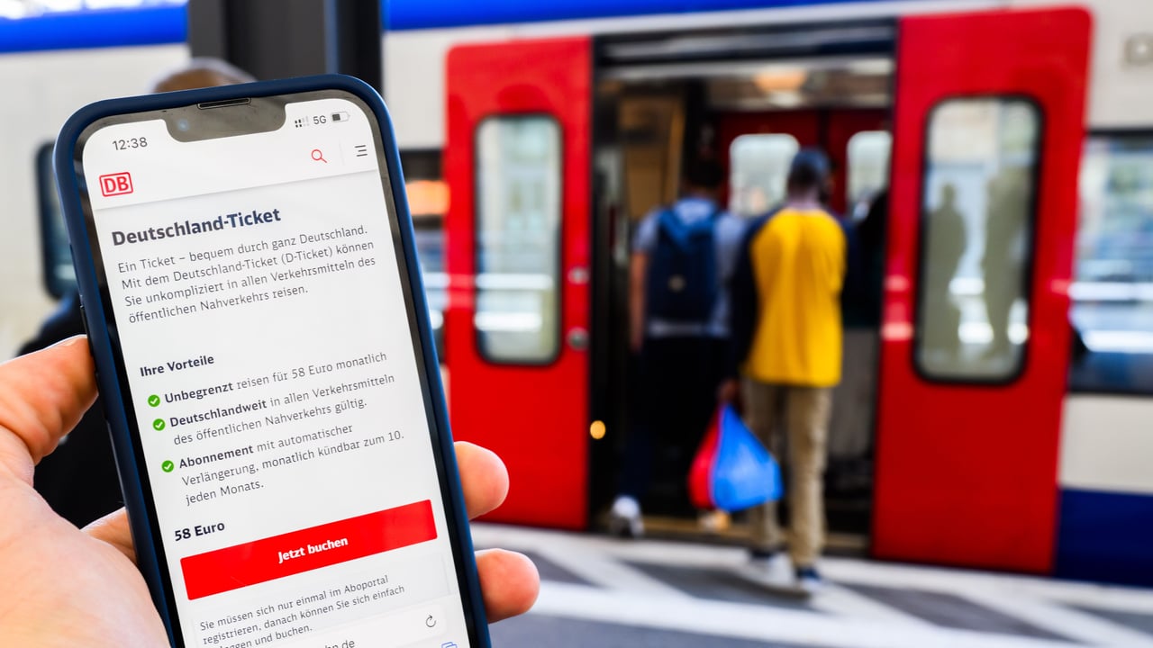 Verkehr: Deutschlandticket wird 2027 wohl teurer – Entscheidung steht an