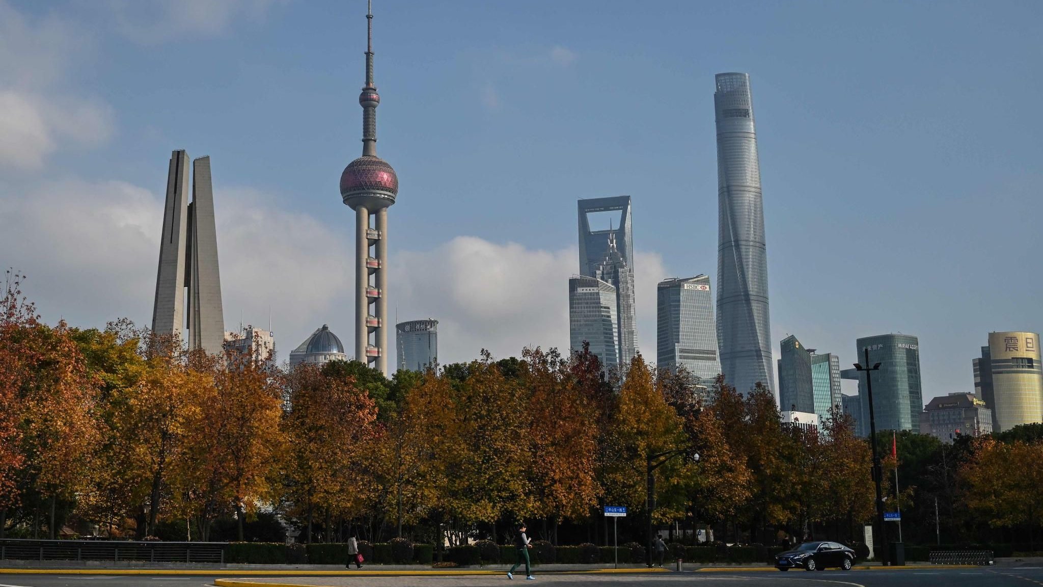 Nikkei, Kospi, CSI 300: Asiatische Börsen uneinheitlich – Nahost-Krise treibt Ölpreise über 100 Dollar