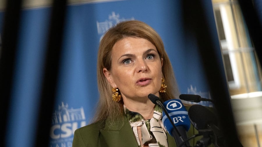 Interview: Pflegebevollmächtigte über Spardruck: „Nicht die Augen verschließen“