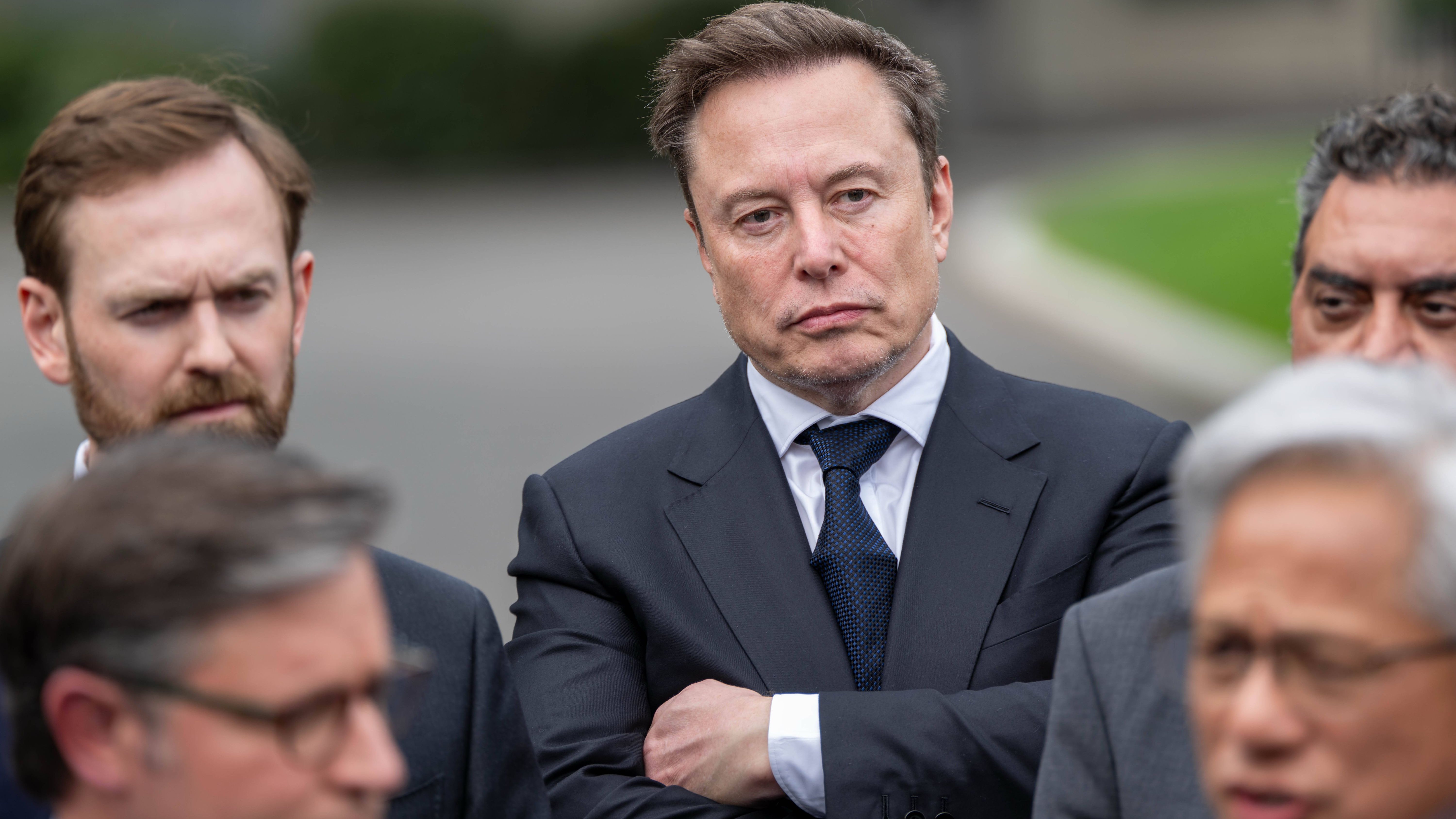 SpaceX borrows $40 billion to buy AI chips
