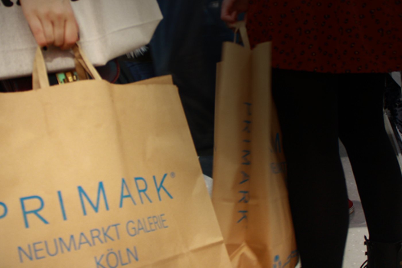 Ist Primark Schlimmer Als H&m Primark-Expansion in Deutschland: „Der Laden ist voll. Und verletzt