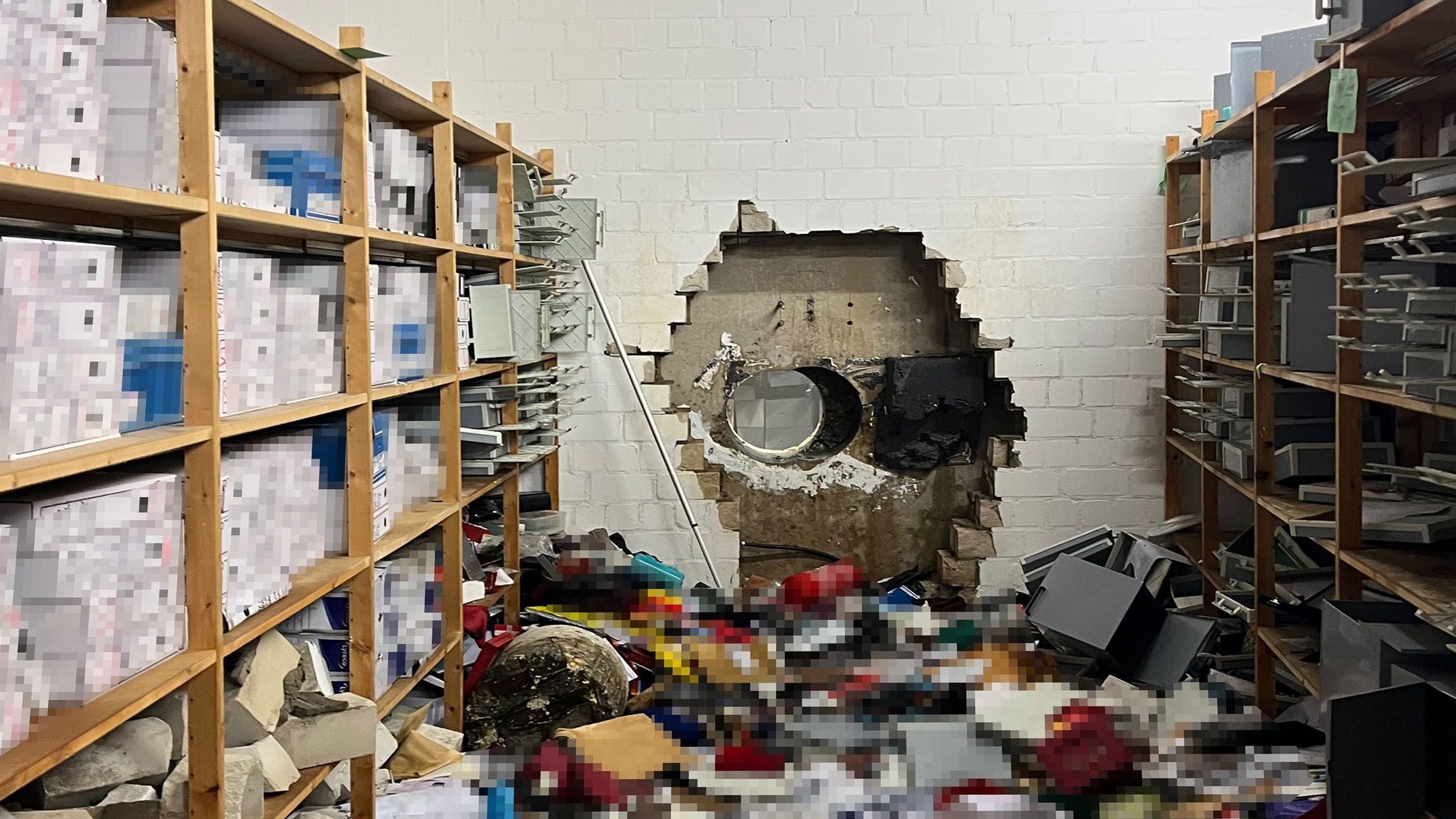 Banken: Opfer des Sparkassen-Coups erhalten erste Gegenstände zurück