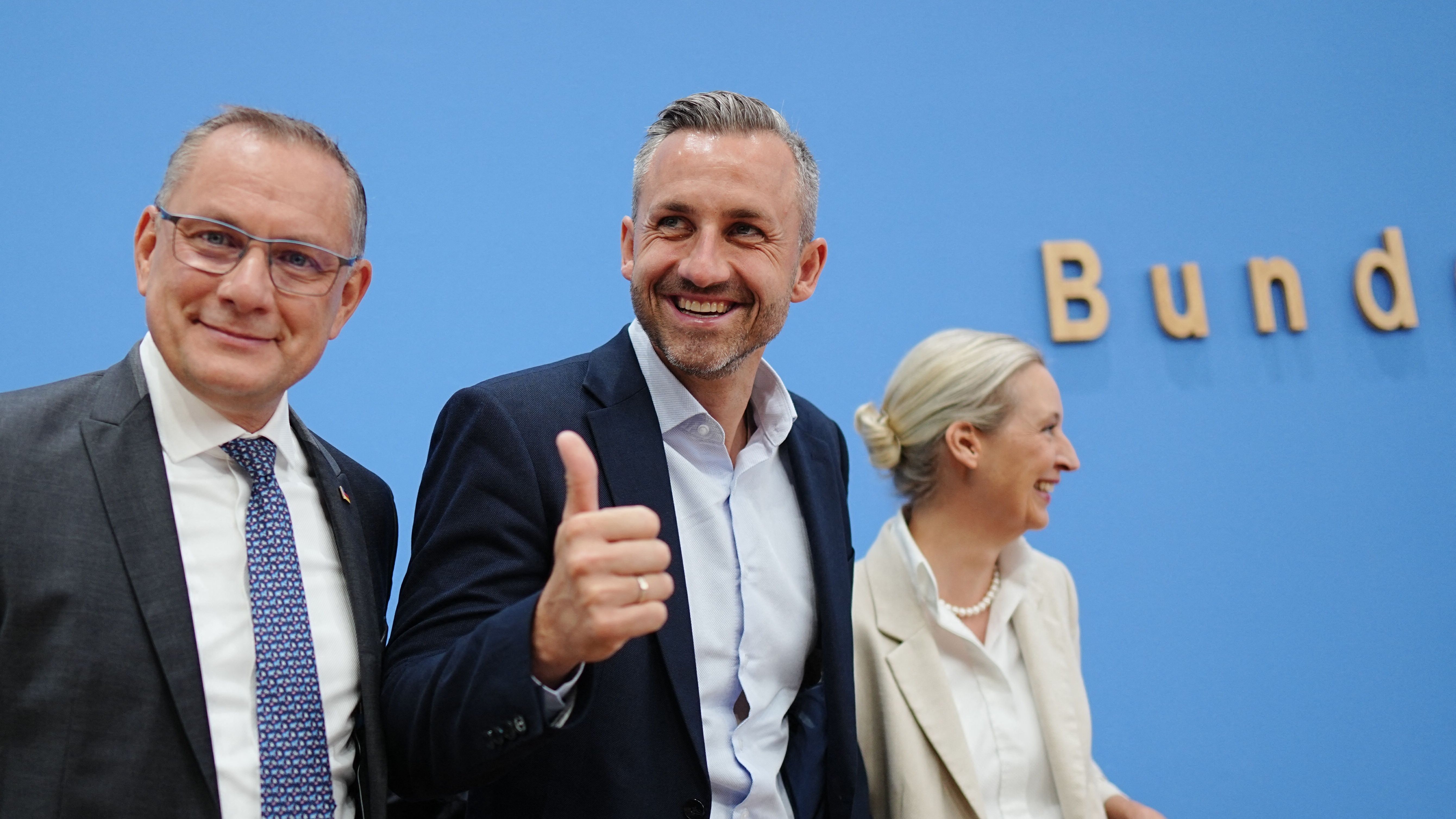 Election in Saxony-Anhalt: Weidel: Aiming for 40 percent in the federal ...