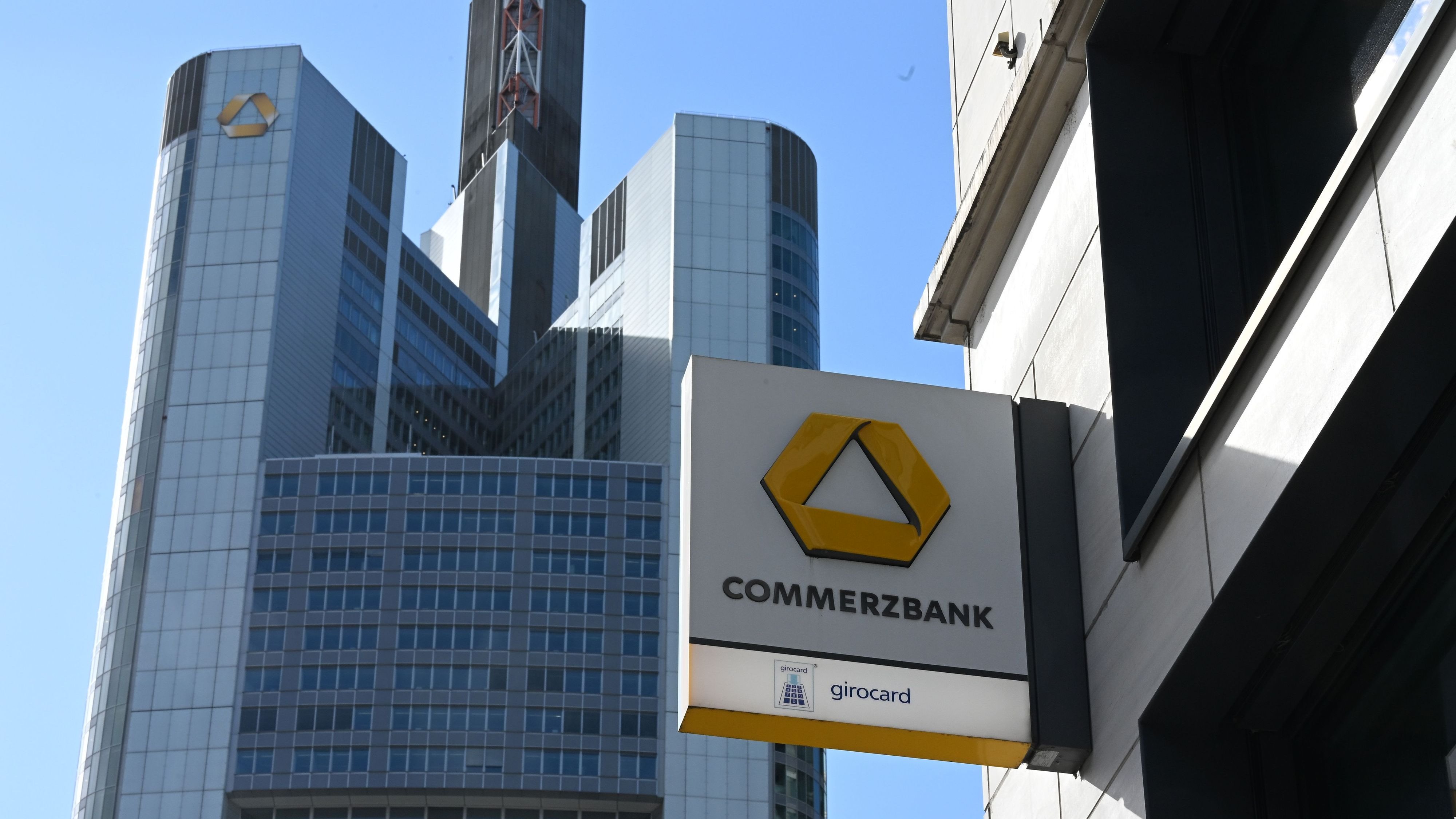 Übernahme: Koalition denkt wohl über Aufstockung bei Commerzbank nach