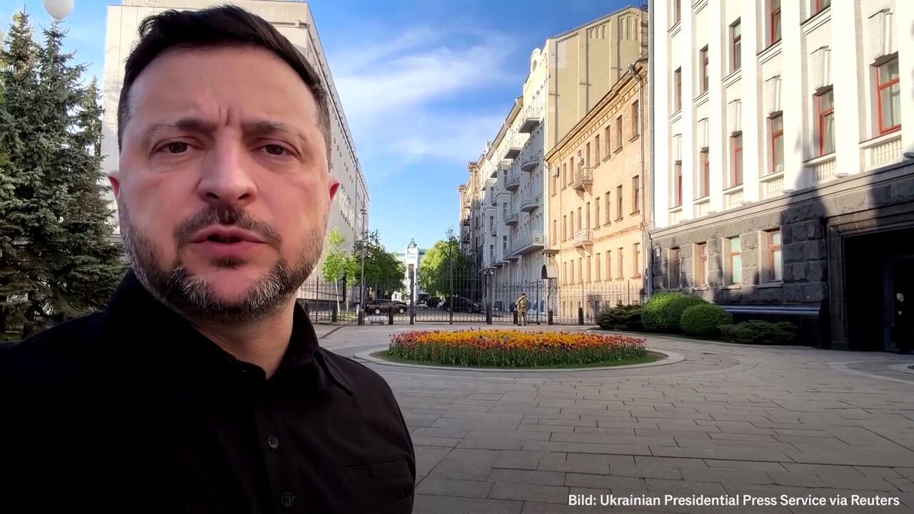 Ukraine-Krieg: Selenskyj wirft Russland Bruch der eigens ausgerufenen Feuerpause vor