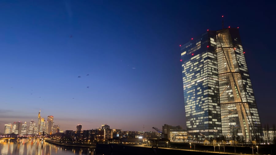 Crédit Agricole: EZB verhängt Geldstrafe gegen französische Großbank wegen Mängeln bei Klimarisiken