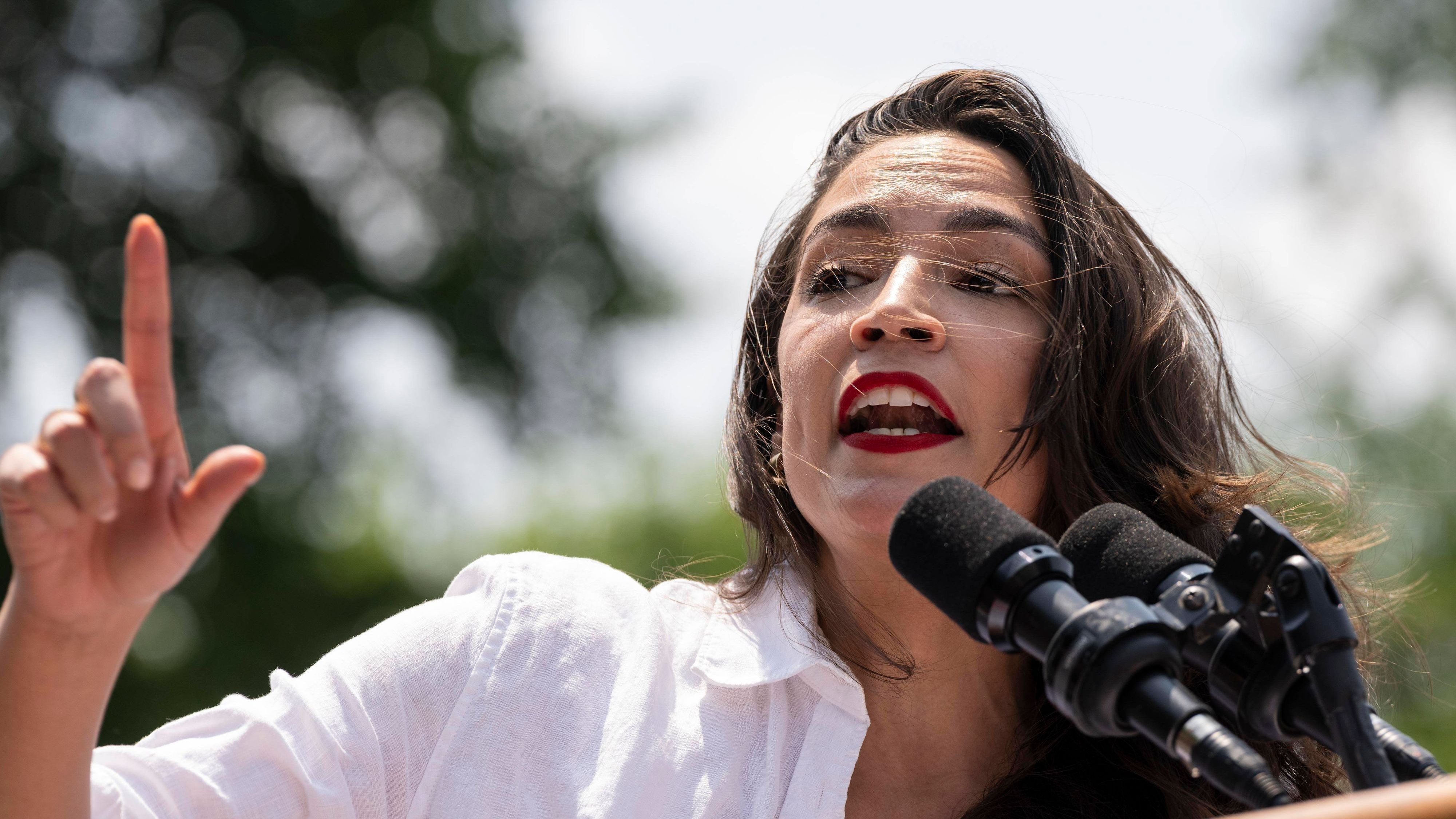 USA Partei Linke Alexandria Ocasio Cortez attackiert Biden Kritiker