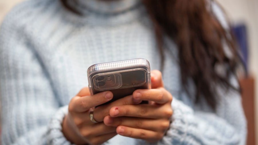 Aufruhr in Gruppenchats: WhatsApp: KI-Kettenbrief ist Panikm