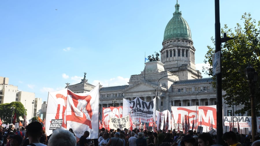 Argentinien: Gewalt im Streit um Mileis entscheidende Arbeitsmarktreform