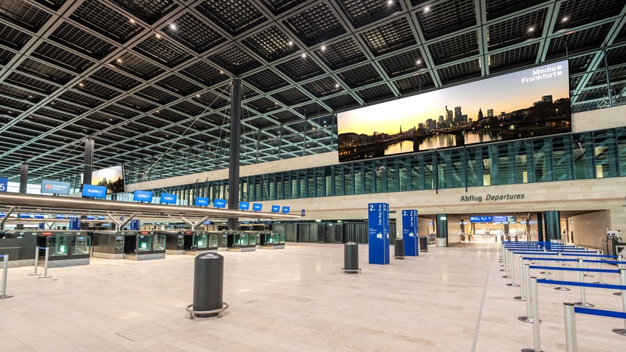 Luftfahrt: T3 am Frankfurter Flughafen: Ein Mega-Terminal wird zum Werbekanal