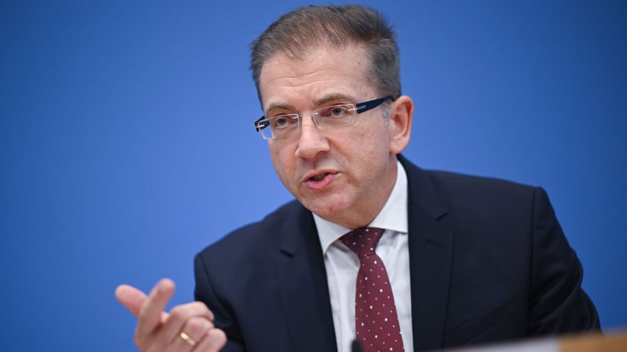 Interview: Kommissionsvorsitzender Greiner: „Das Gesundheitssystem arbeitet noch wie in den Siebzigern“