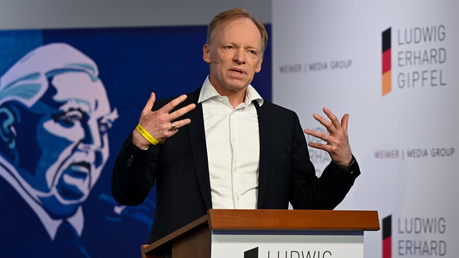 Steuern: Ifo sieht kaum Impulse durch Steuerreform – Alternativ-Plan mit Splitting, Mehrwertsteuer und Soli