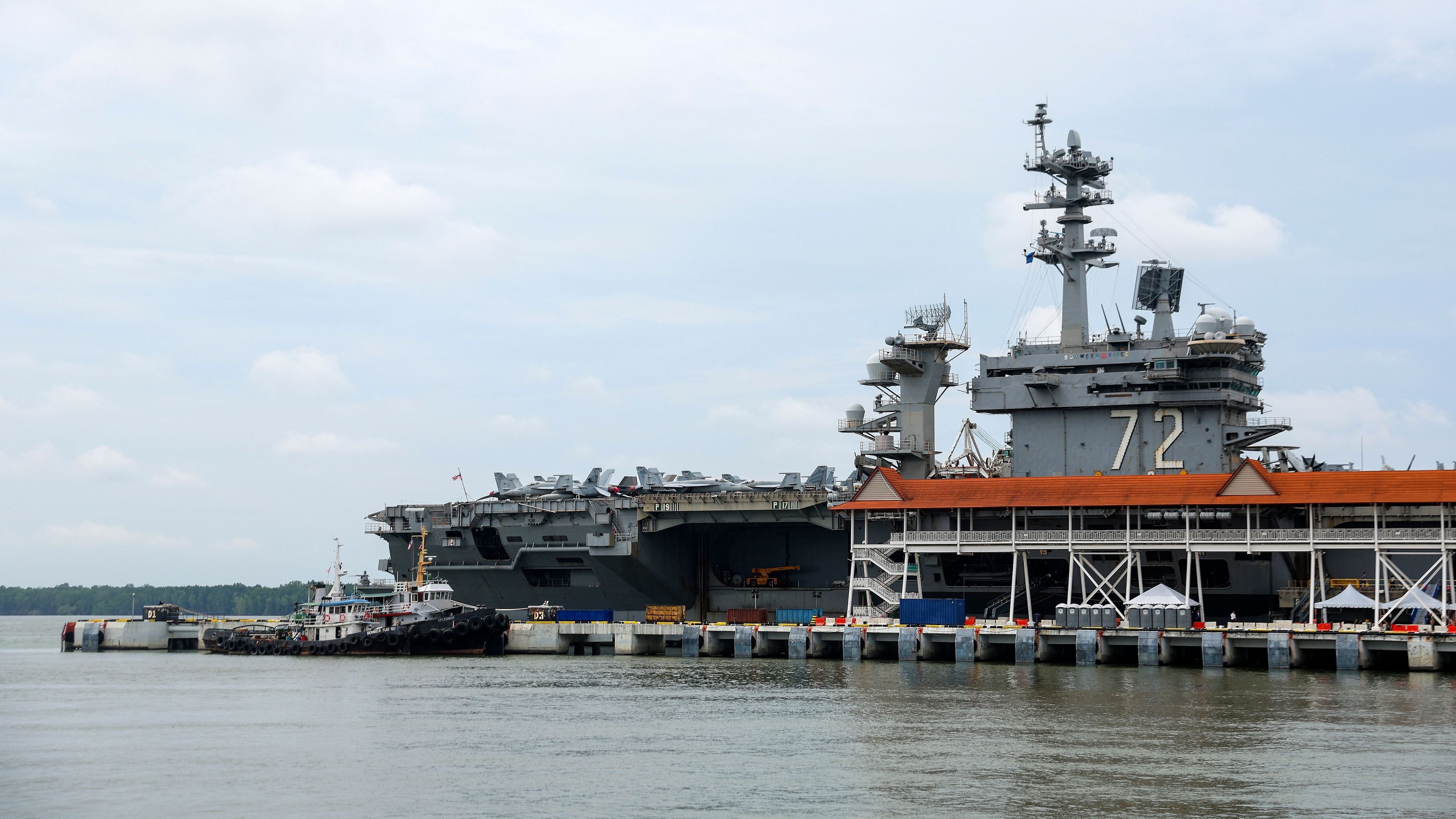 Iran: USA verlegen Medien zufolge Flugzeugtr&auml;ger nach Nahost