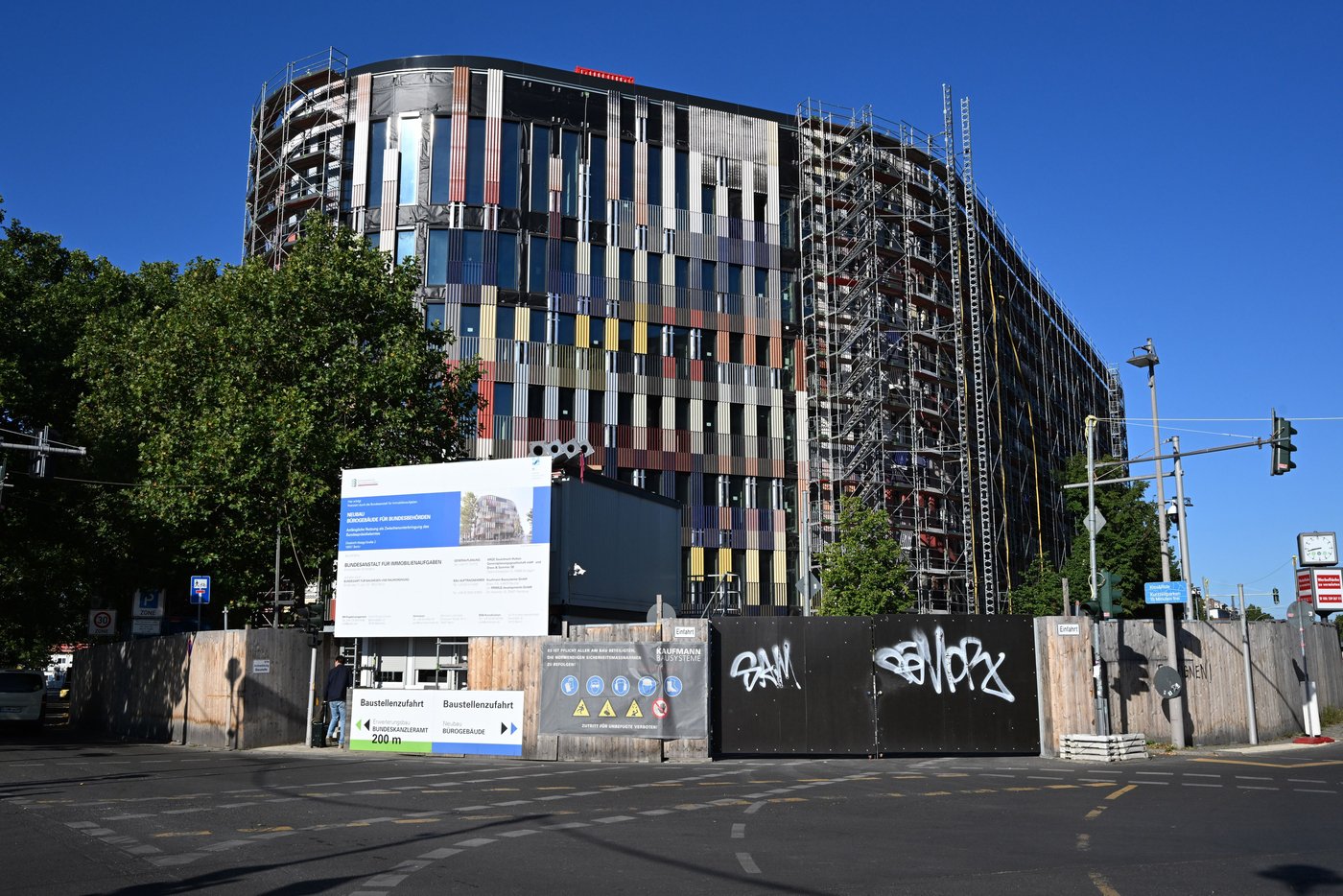Bundespräsident Steinmeier baut um: Wie Holzbau eine Antwort auf den Wohnungsnotstand geben kann
