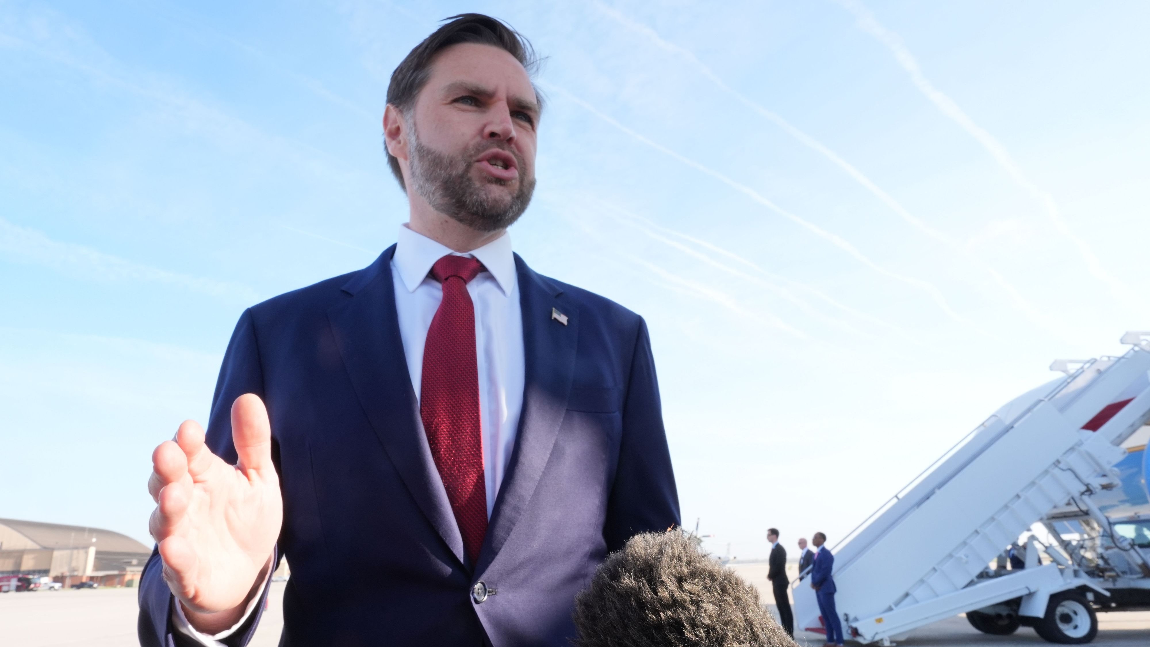 Iran-Krieg: Vance, Witkoff und Kushner wohl in Islamabad eingetroffen