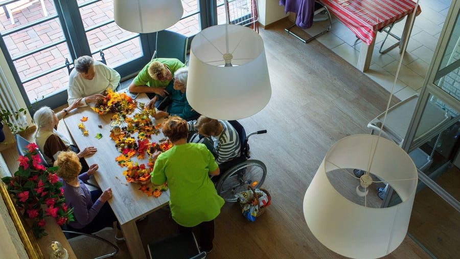 Pflege vorbereiten: Wie möchte ich im Alter leben? Diese 7 Fragen helfen weiter