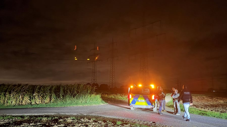 Nach Angriffen auf Stromnetz: Verdächtiger Gegenstand an Umspannwerk in Dormagen entdeckt