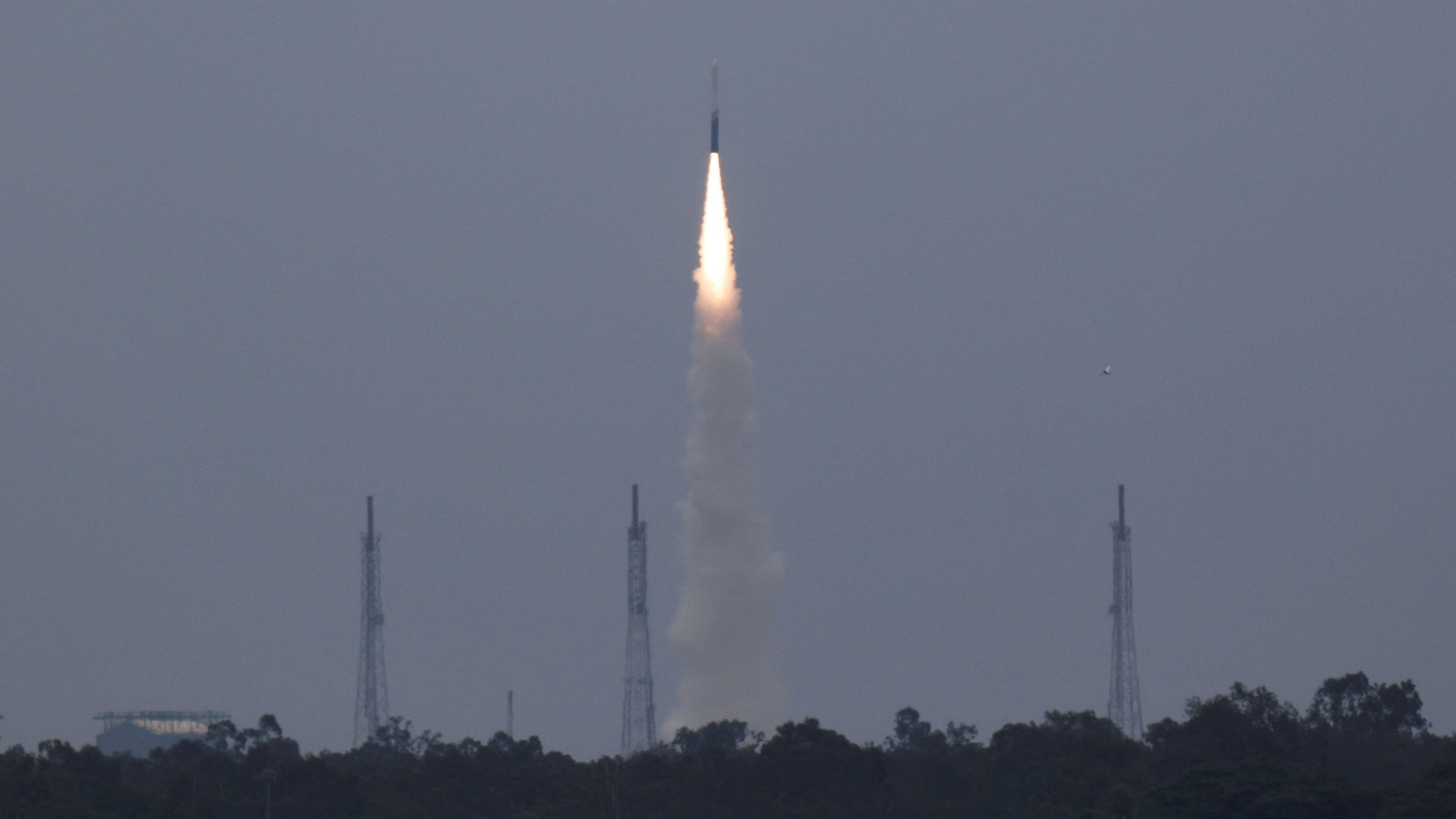 Raumfahrt: Indien schickt erste privat entwickelte Trägerrakete ins All