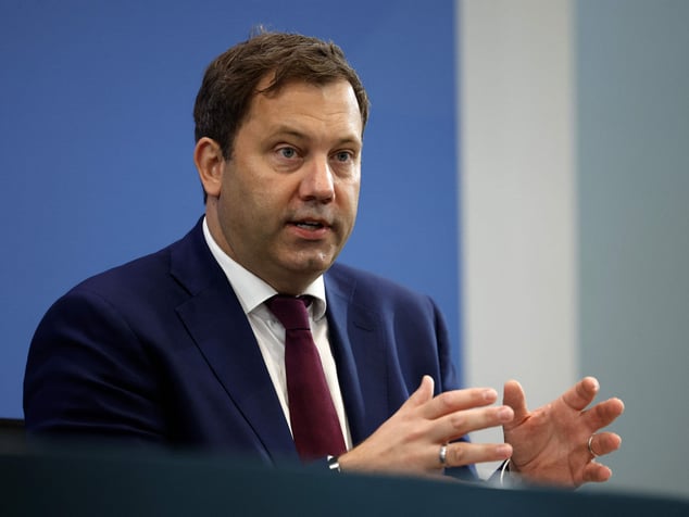 Lars Klingbeil News: Nachrichten zum Bundesminister der Finanzen