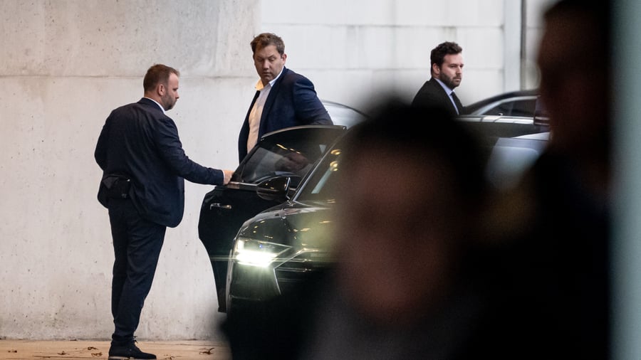 Finanzpolitik: Verteilungskampf beginnt – Die Koalition muss Milliarden-Löcher im Haushalt stopfen