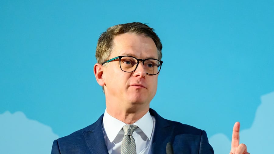 Reformen: Linnemann erwartet Renten-Vorschläge näc