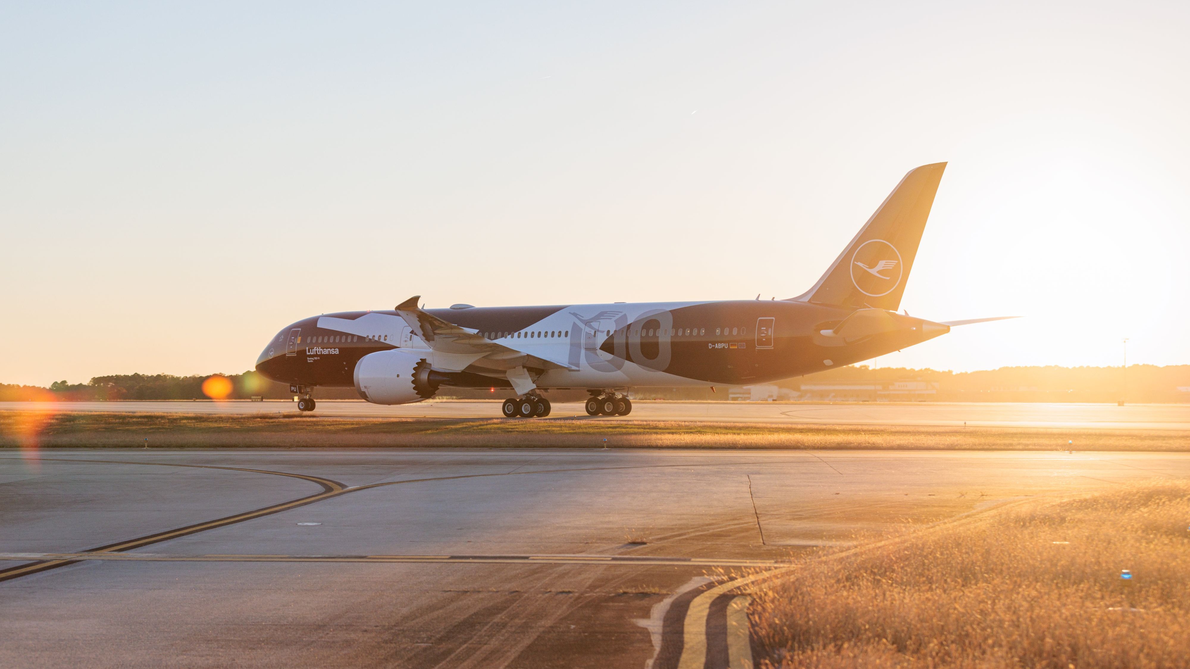 Flugzeugbau: Boeing schlie&szlig;t wieder zu Airbus auf