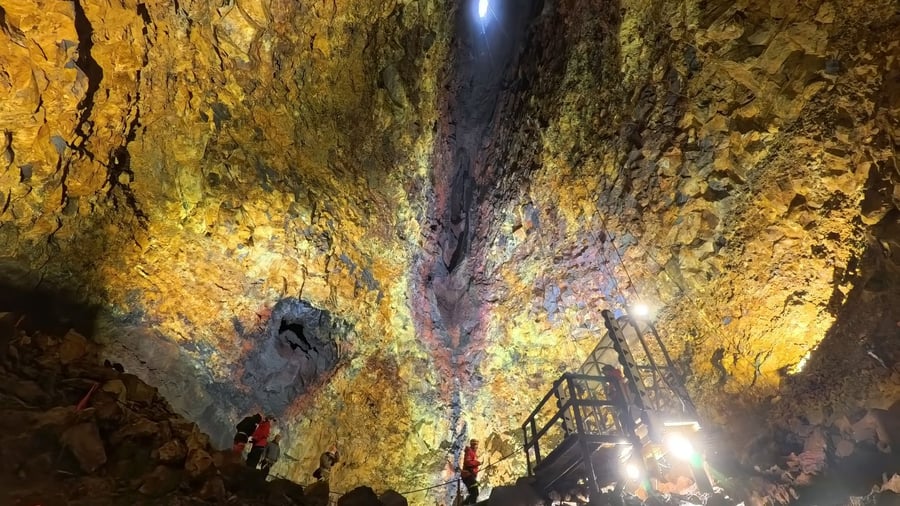 Outdoor-Attraktion in Island: Mit dem Aufzug in das Herz eines schlafenden Vulkans