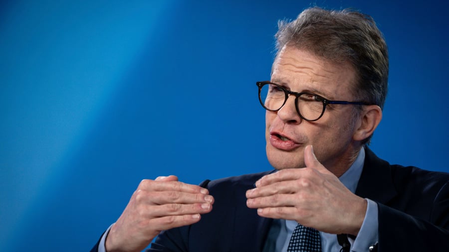 Interview: Sewings Plan für die Deutsche Bank