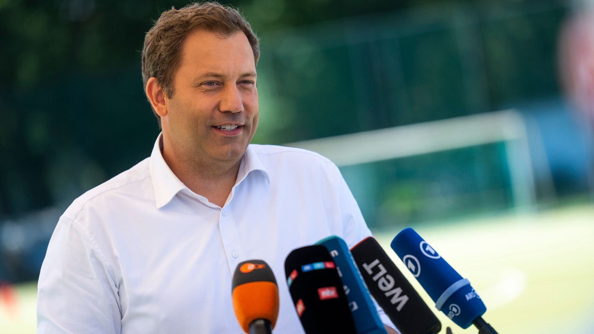Steuern: Klingbeil offen für Entlastungen - bei Gegenfinanzierung