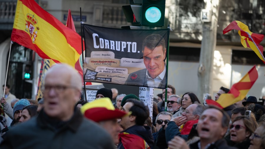 Spanien: Korruptionsvorwürfe führen zu Protesten gegen Pedro Sánchez