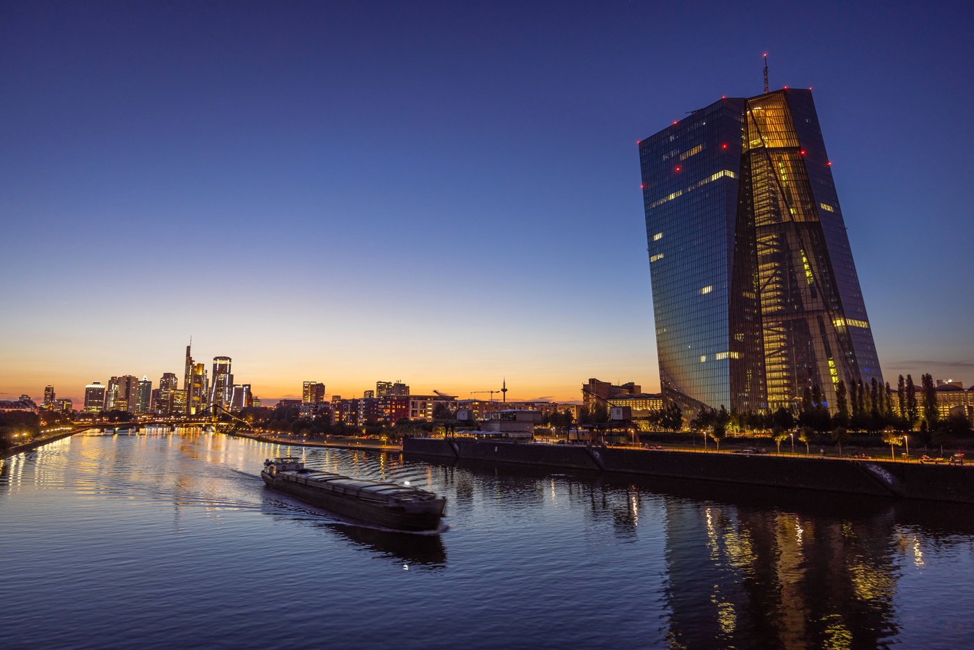Inflation: Inflation rate in the euro zone falls below the ECB target