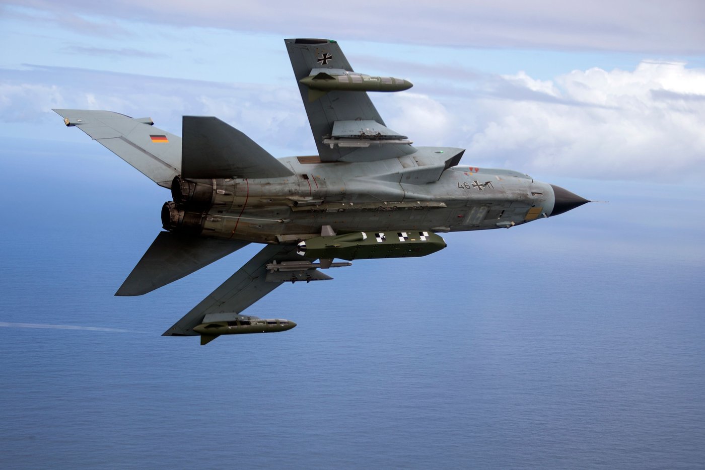 Cruise missiles: Merz wants to deliver Taurus to Ukraine - | Moscow reacts ...