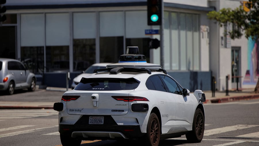 Autonomes Fahren : Waymo-Robotaxis kommen nach Europa – und sollen in London starten